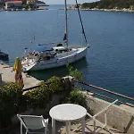 Zaklopatica 8393a Διαμέρισμα
